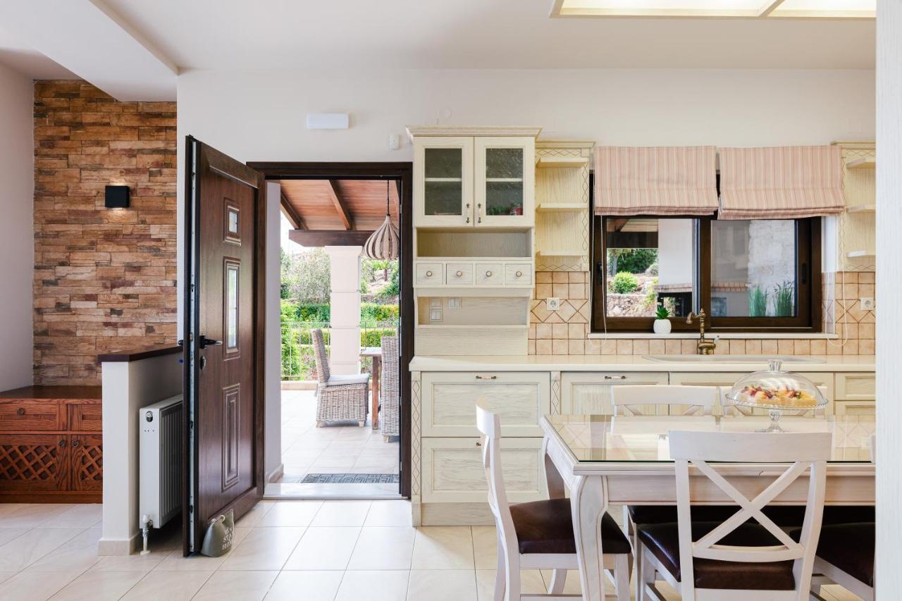 Villa Golden Hill Chania  Bagian luar foto